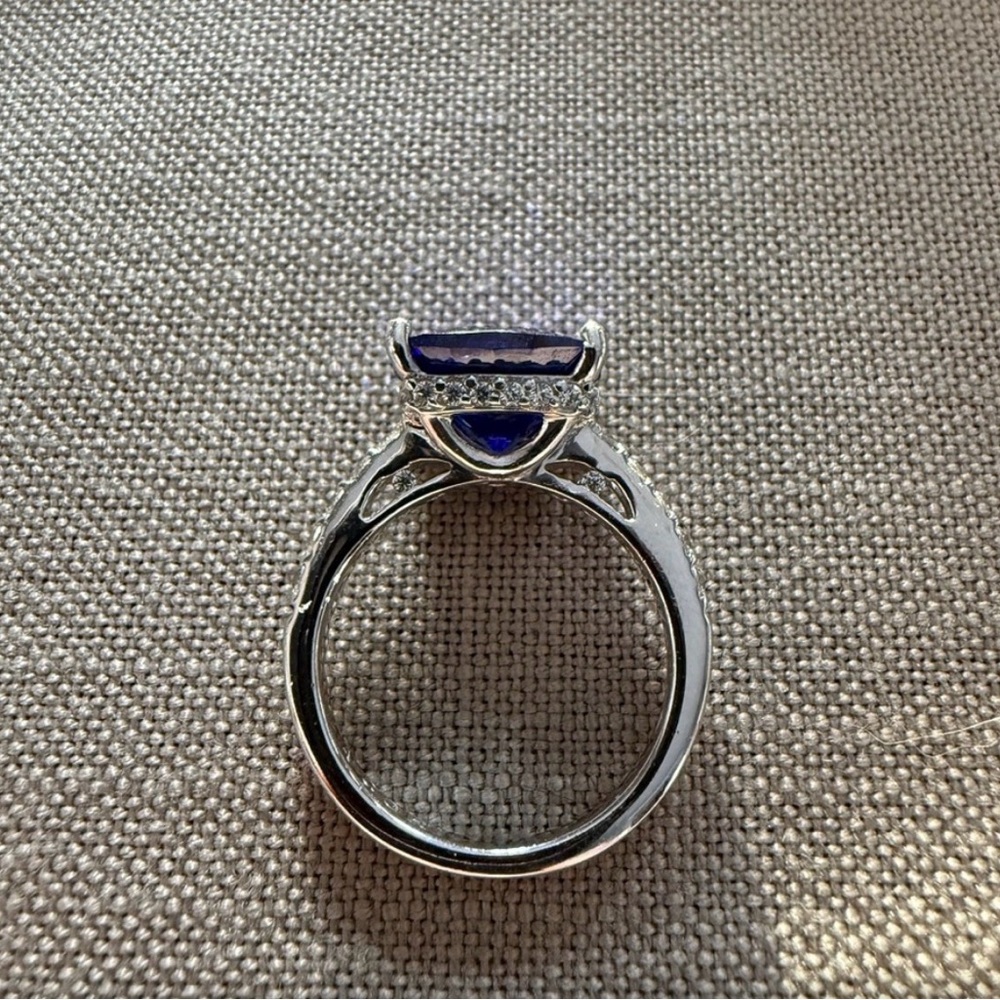 Tacori Silver Ring with Deep Blue-Purple Teardrop Gem sz 7 EUC - Picture 3 of 6